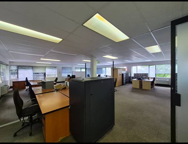 556M² OFFICE TO LET IN ILLOVO